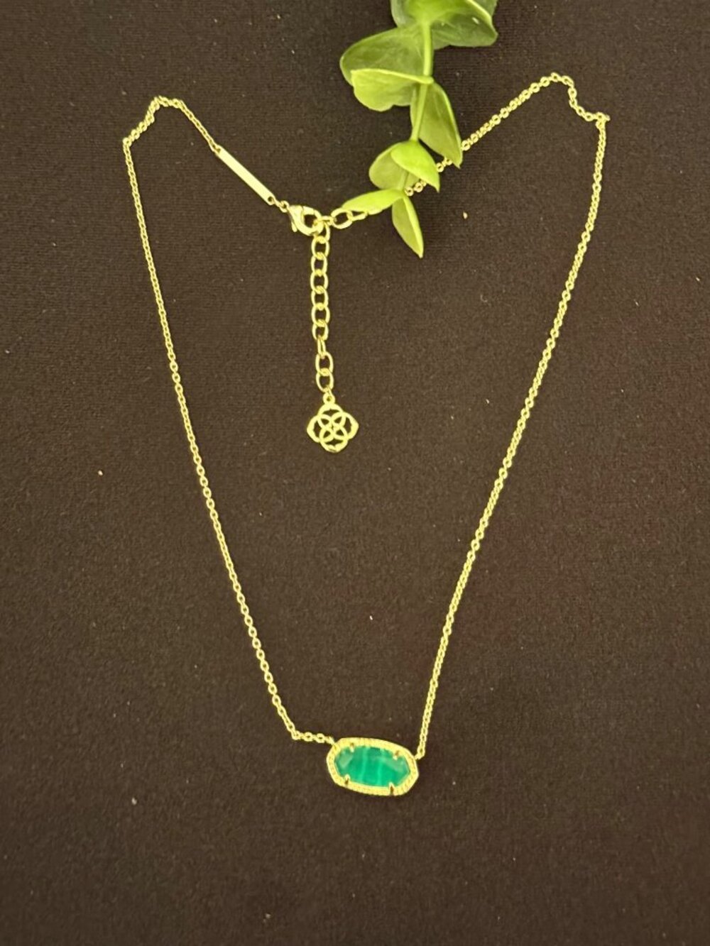 Kendra Scott Elisa Gold Emerald Green Necklace - Picture 7 of 10